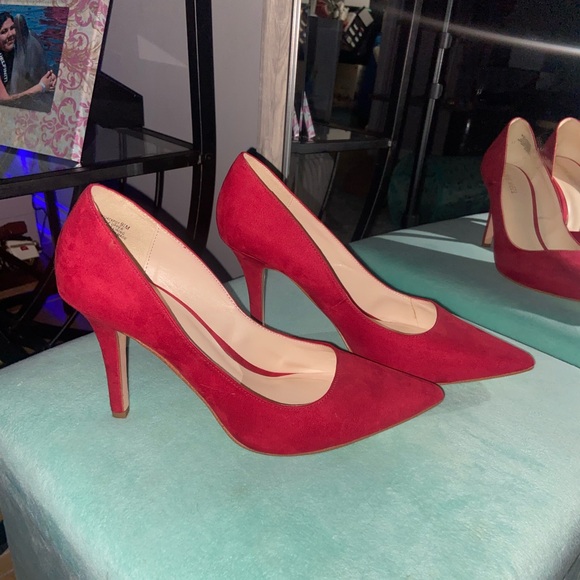 Nine West Cherry 🍒 Red Heels - Picture 1 of 3